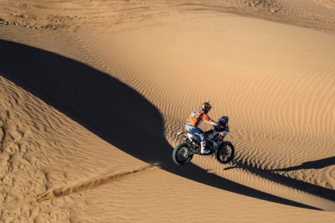 afr17jd040427-18628-800-600-80